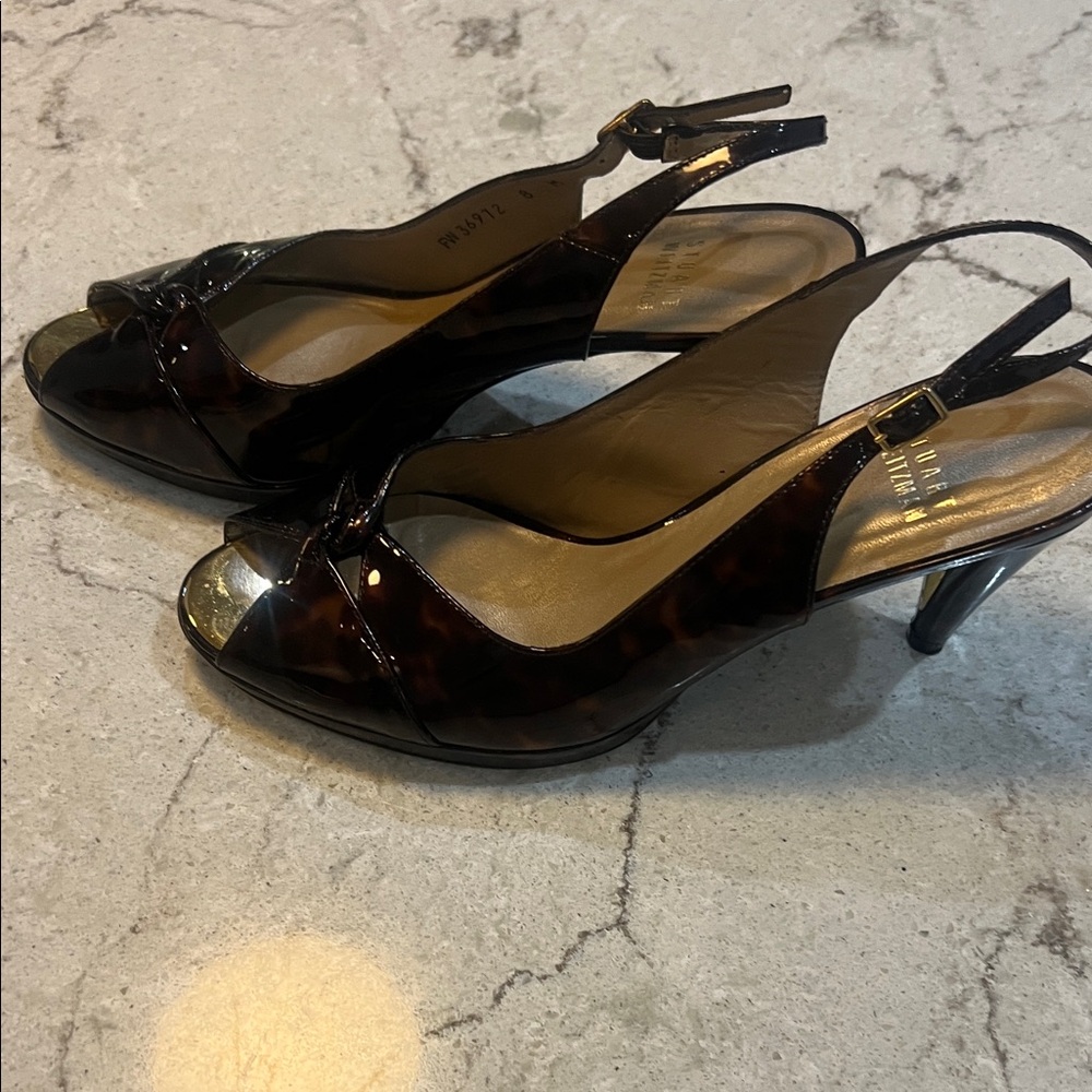 Stuart Weitzman Tortoise Shall and Gold Patent Slingback Heels Size 8 - Picture 5 of 9